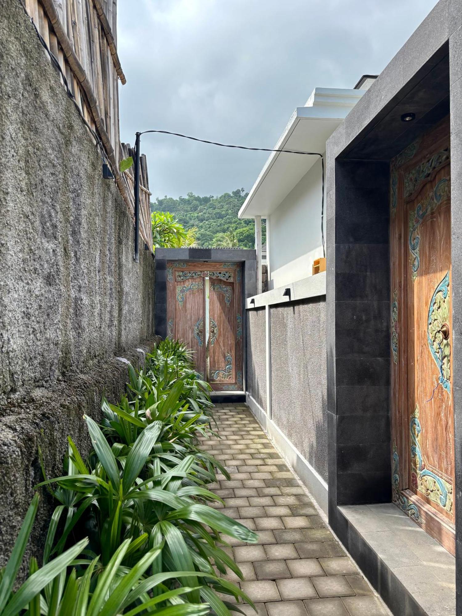 Lipah Private *